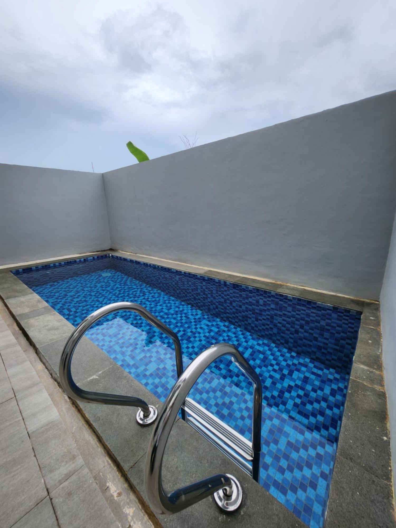 The Icon Central Batam 3 Bedroom Home Villa With Private Pool Экстерьер фото